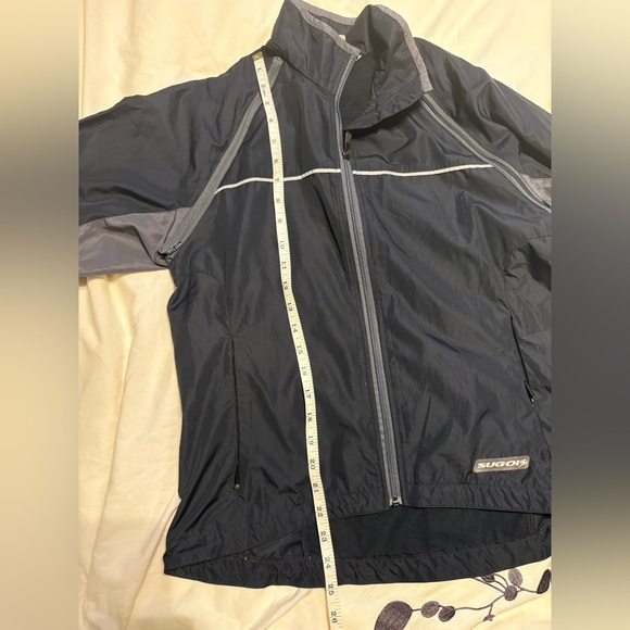 SUGOi Cycling Running Jacket Zip Off Arms - Picture 6 of 16